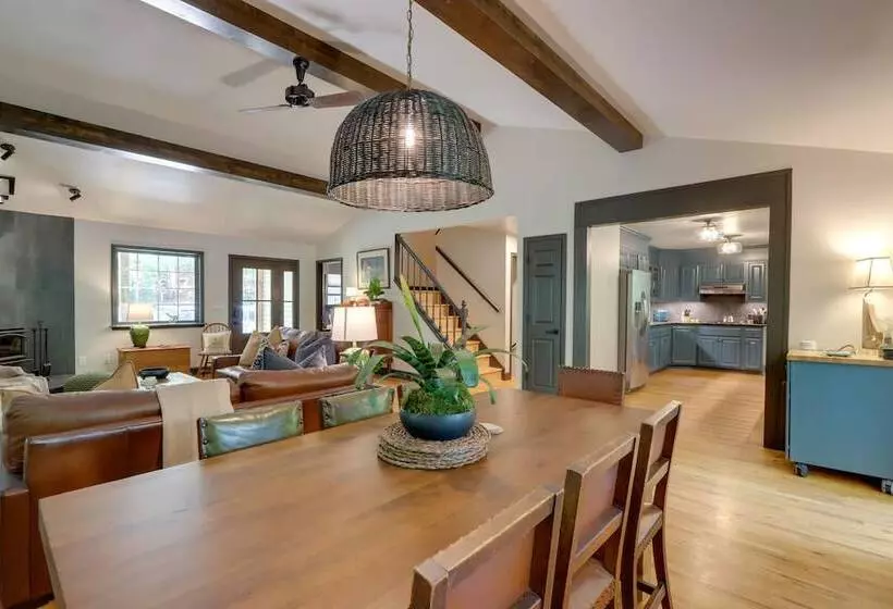 Hayesville River Run Home On Hiwassee River!