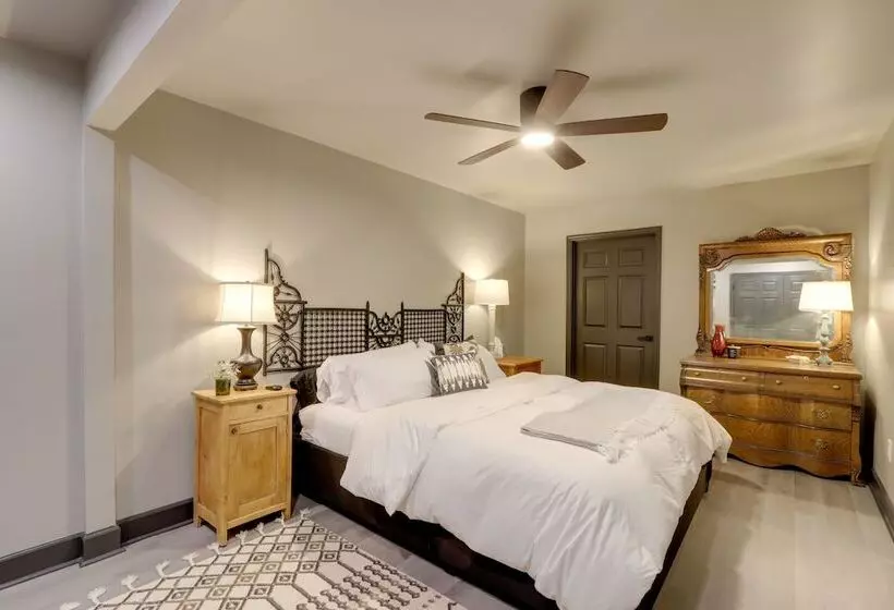 Hayesville River Run Home On Hiwassee River!