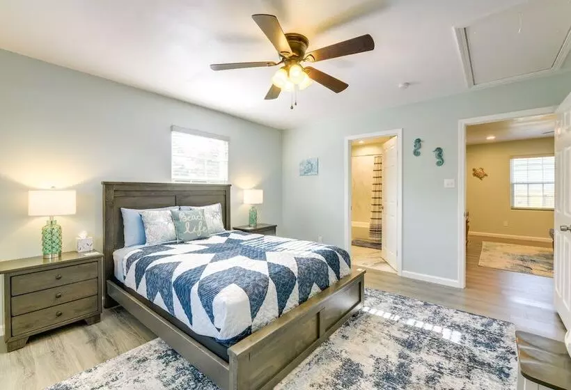 Heron Bay Cottage   Rockport   Enjoy Bay Living!