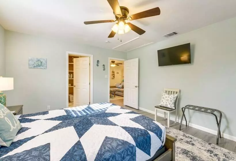 Heron Bay Cottage   Rockport   Enjoy Bay Living!