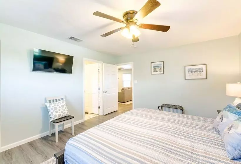 Heron Bay Cottage   Rockport   Enjoy Bay Living!