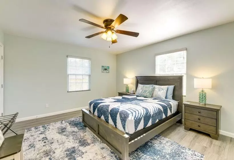 Heron Bay Cottage   Rockport   Enjoy Bay Living!