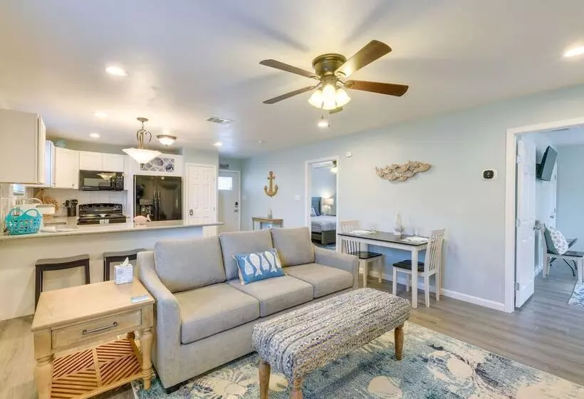 Heron Bay Cottage   Rockport   Enjoy Bay Living!