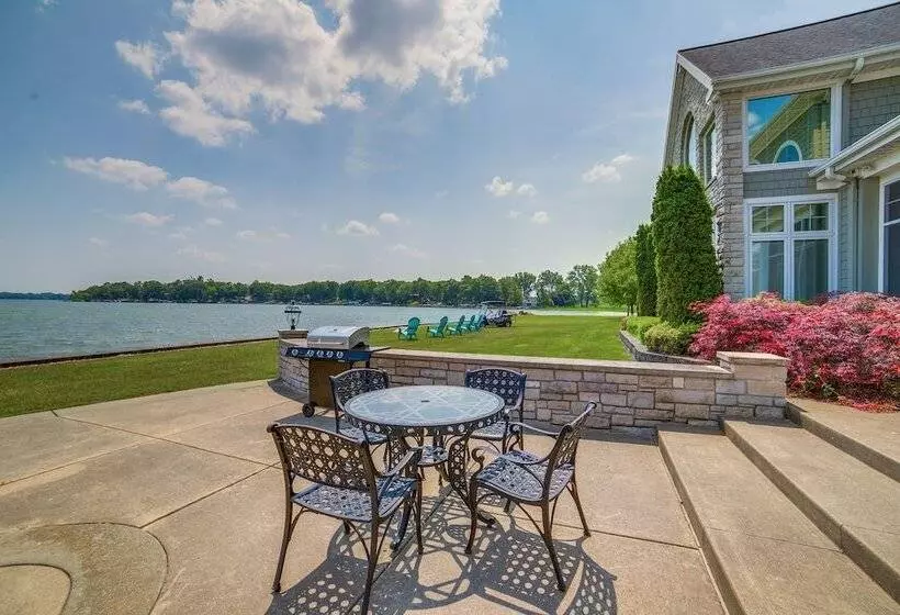 Jackson Lakefront Getaway: Boat Dock, Porch, Patio