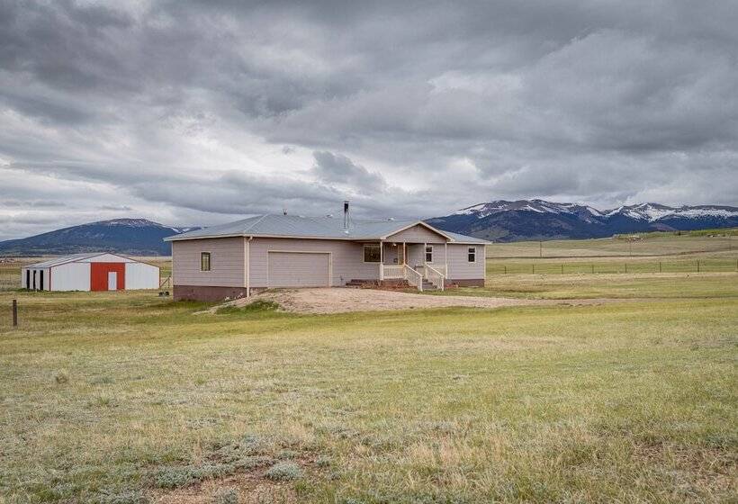 Jefferson Home W/ Mountain Views: Near Ski Slopes!