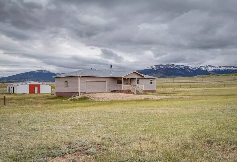 Jefferson Home W/ Mountain Views: Near Ski Slopes!