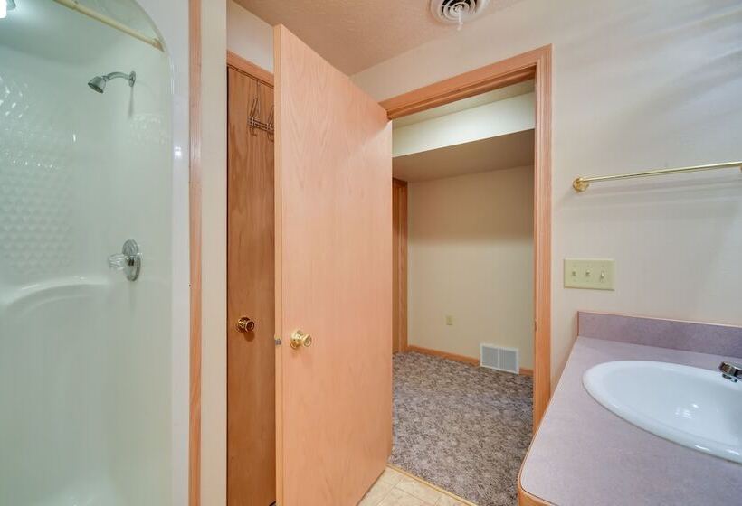 Lakefront Birchwood House W/ Deck + Fire Pit!