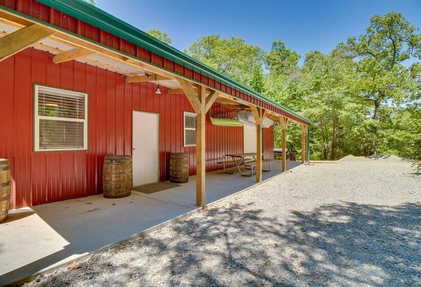 Lakefront Bull Shoals Cabin Rental: Pets Welcome!