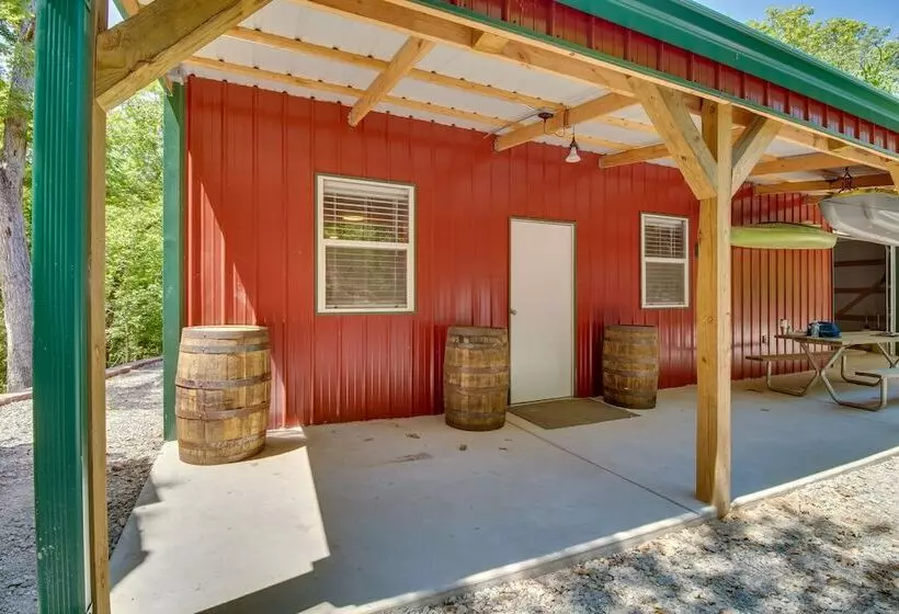 Lakefront Bull Shoals Cabin Rental: Pets Welcome!