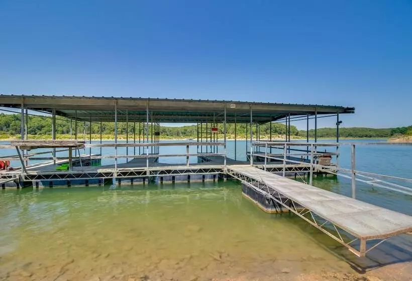 Lakefront Bull Shoals Cabin Rental: Pets Welcome!