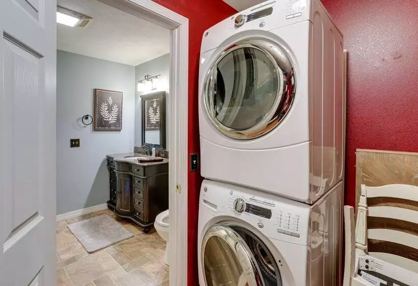 Lakefront Horseshoe Bend Home W/ Boat Dock!