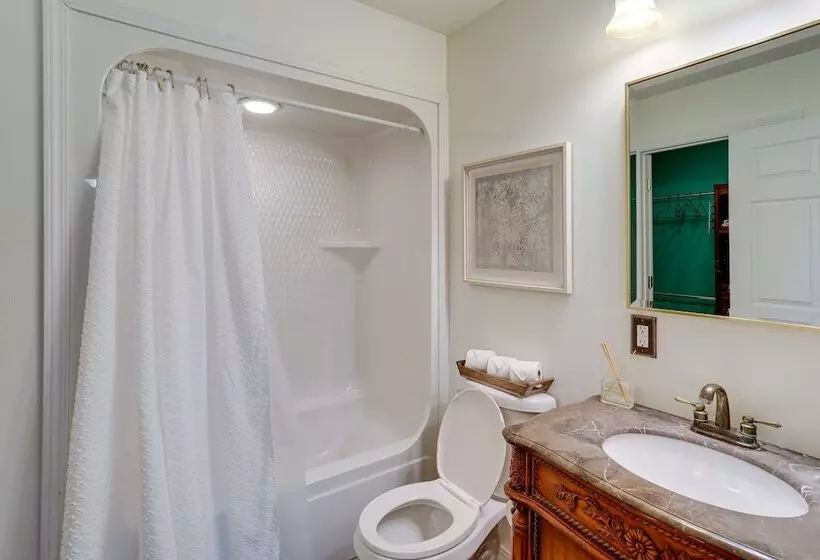 Lakefront Horseshoe Bend Home W/ Boat Dock!