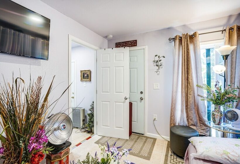 Lush Vallejo Cottage 20 Mi To Napa Wineries