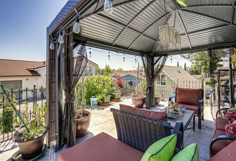 Lush Vallejo Cottage 20 Mi To Napa Wineries