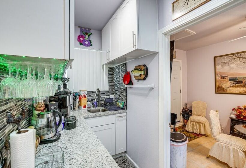 Lush Vallejo Cottage 20 Mi To Napa Wineries