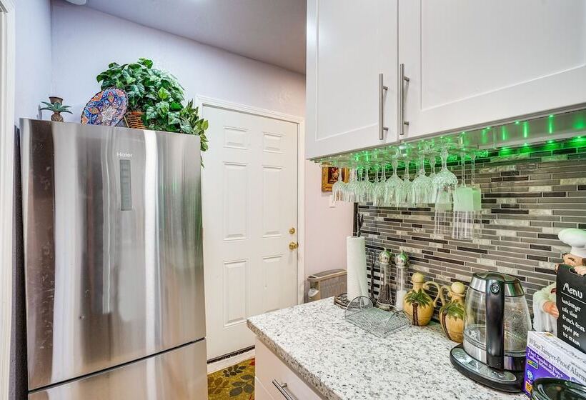 Lush Vallejo Cottage 20 Mi To Napa Wineries