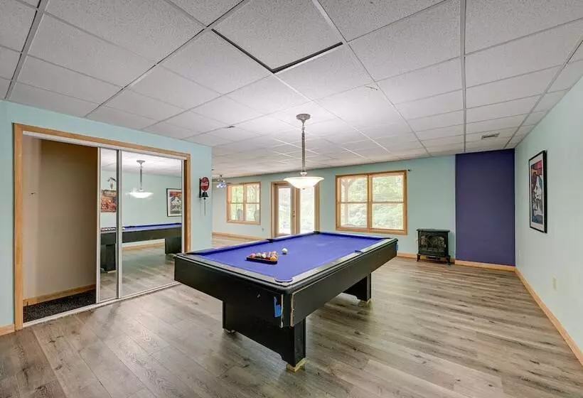 Marble Mountainside Escape W/ Wraparound Deck