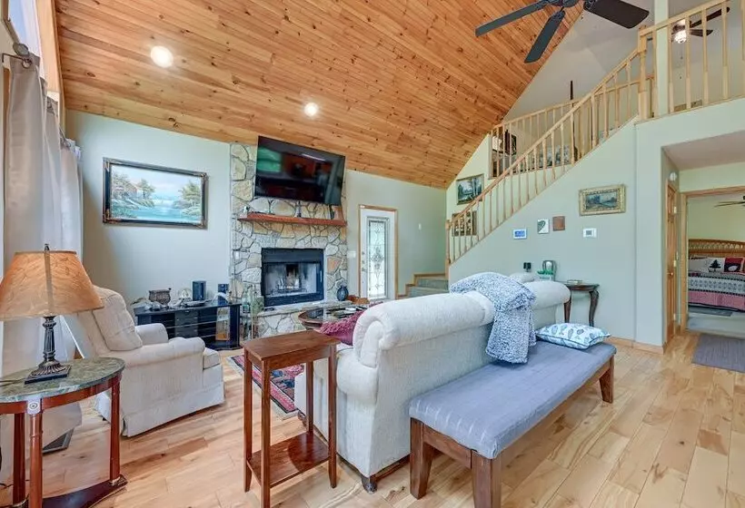 Marble Mountainside Escape W/ Wraparound Deck