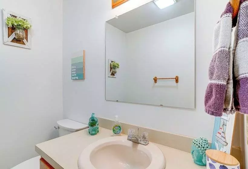 Mcgaheysville Home W/ Screened Porch & Gas Grill!