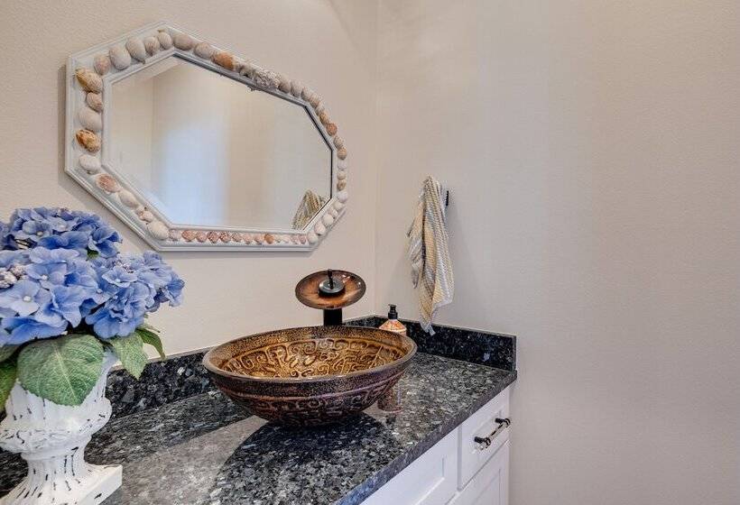 Modern Arch Cape Home: Ocean View, Steps To Beach!