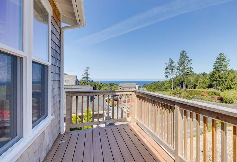 Modern Arch Cape Home: Ocean View, Steps To Beach!