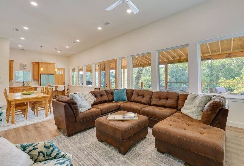 Modern, Riverfront Family House W/ Balcony & Grill