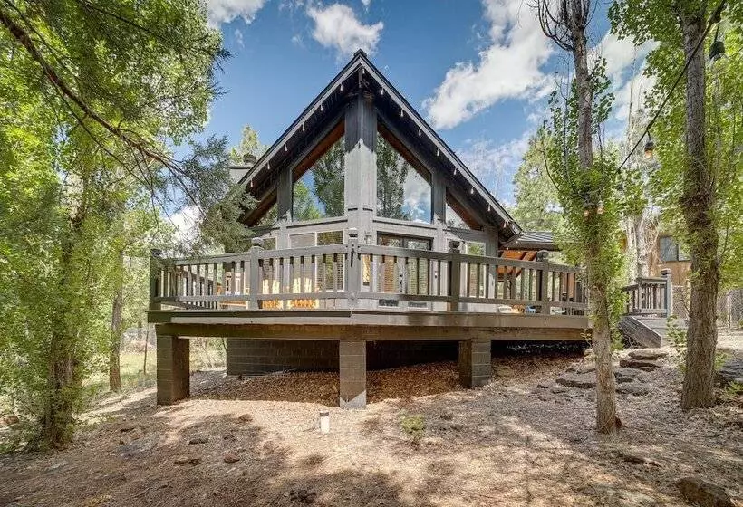 Peaceful Cabin Between Flagstaff & Sedona!