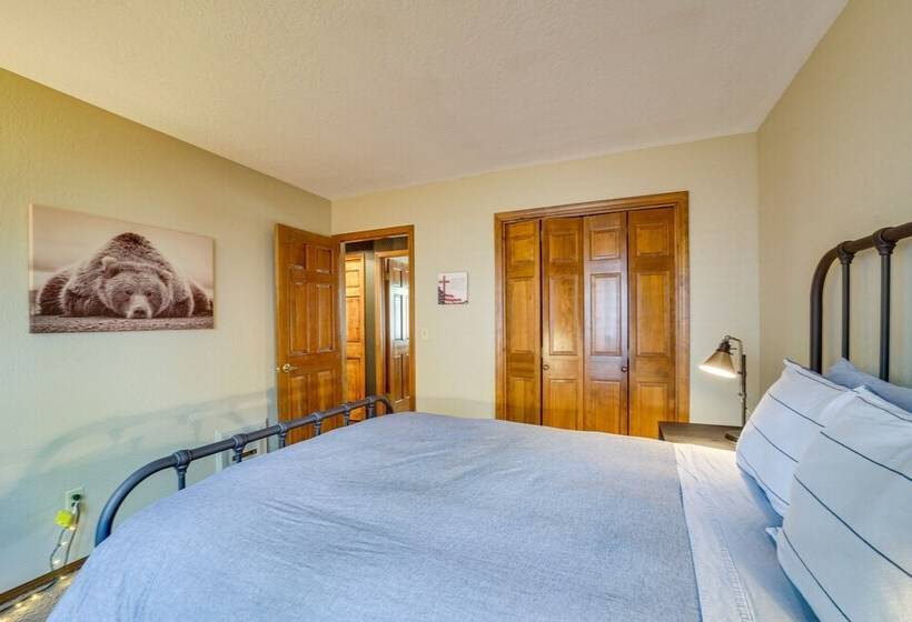 Peaceful Cabin Between Flagstaff & Sedona!