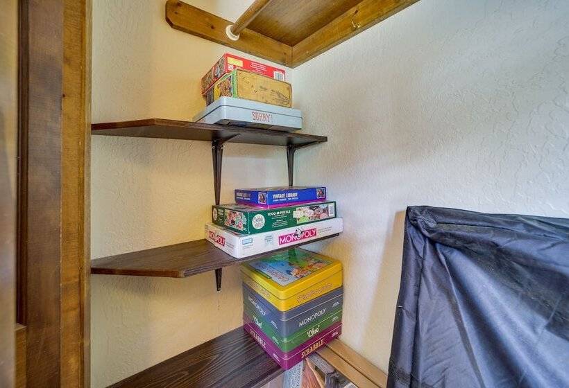 Peaceful Cabin Between Flagstaff & Sedona!