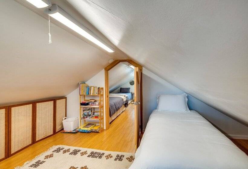 Peaceful Cloverdale Home Walk To Winema Beach