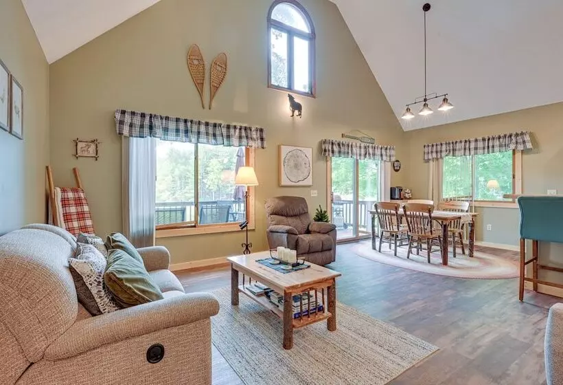 Peaceful Waterfront Cabin On Tittabawassee River!