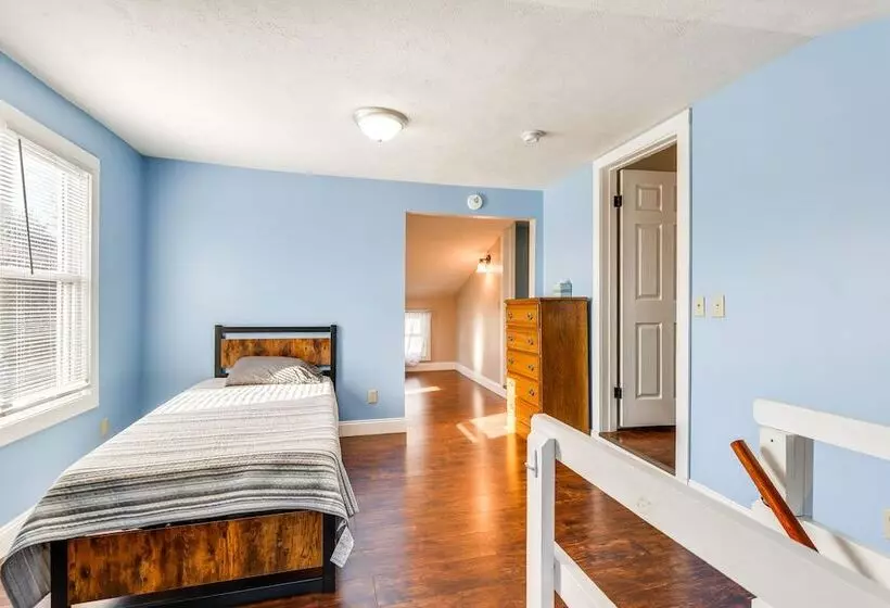 Pet Friendly Penn Yan Home: Wineries, Parks, Lakes