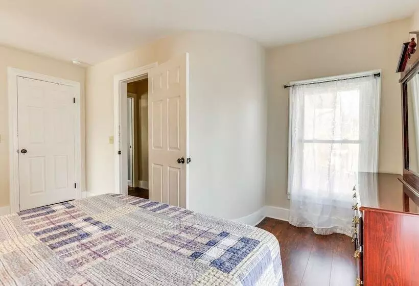 Pet Friendly Penn Yan Home: Wineries, Parks, Lakes