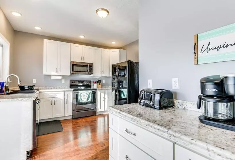 Pet Friendly Penn Yan Home: Wineries, Parks, Lakes