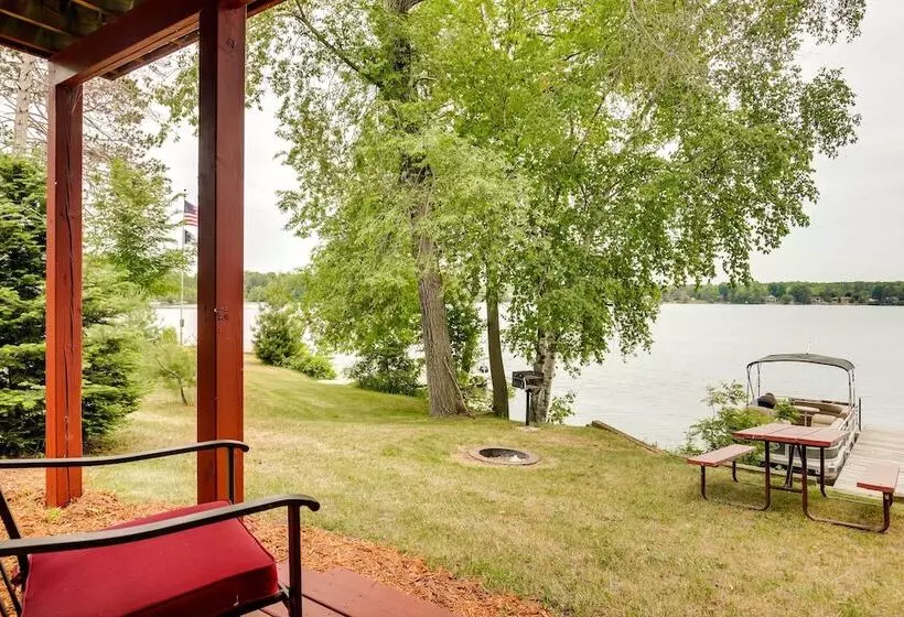 Pet Friendly Wisconsin Cabin On Lake W/ Fire Pit!
