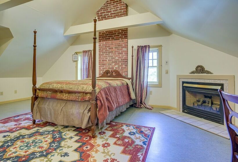 Ronks Vacation Rental: 2 Mi To Dutch Wonderland!