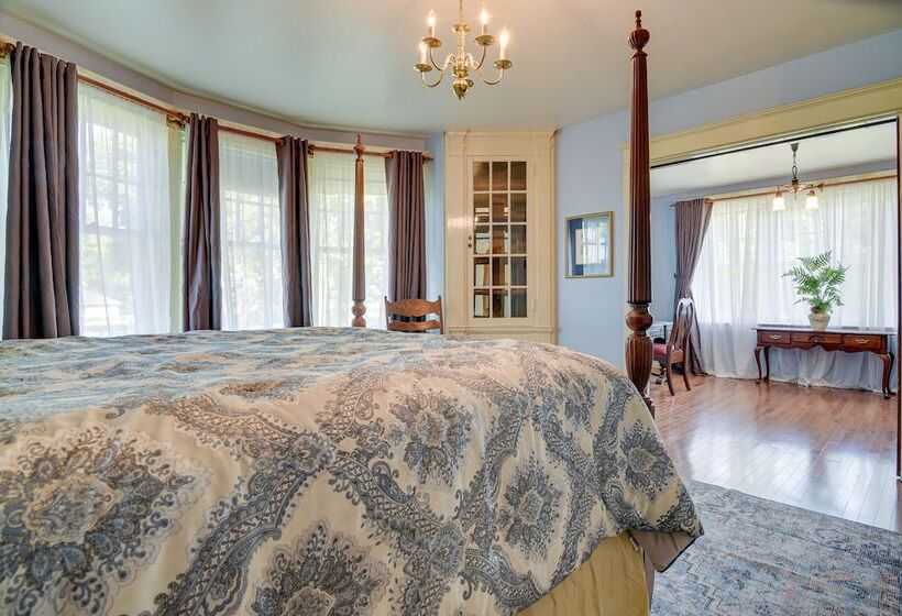 Ronks Vacation Rental: 2 Mi To Dutch Wonderland!