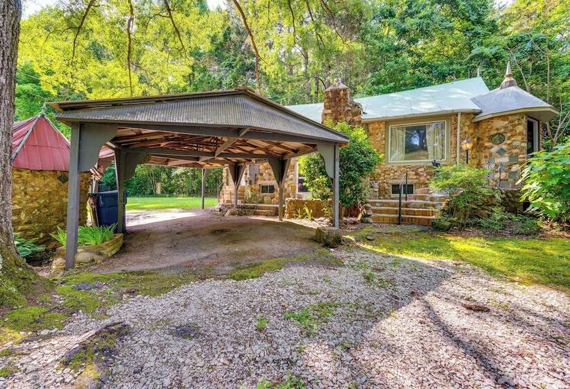 Salisbury Cottage ~ 7 Mi To High Rock Lake!