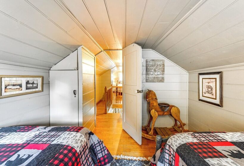 Salisbury Cottage ~ 7 Mi To High Rock Lake!