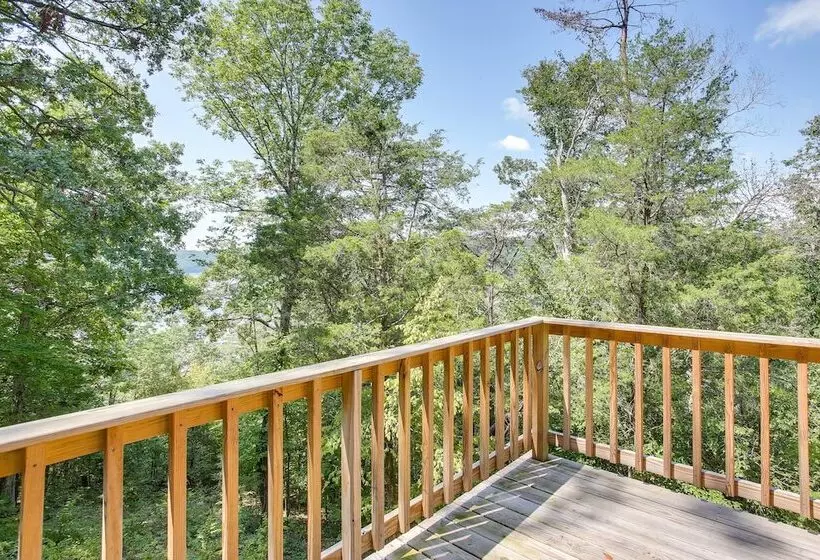 Secluded Jamestown Cabin W/ Fire Pit!
