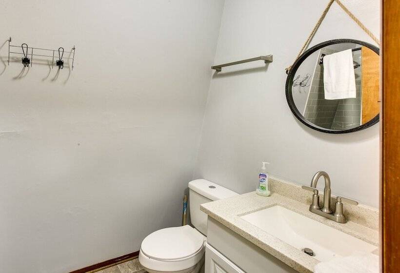 Secluded Jamestown Cabin W/ Fire Pit!