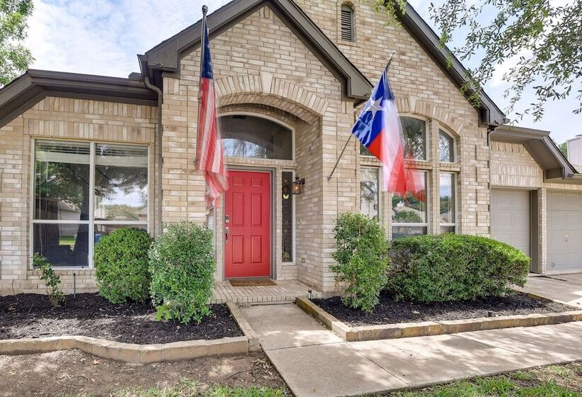 Spacious Flower Mound Home In Central Location!