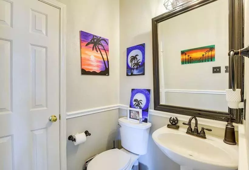 Spacious Flower Mound Home In Central Location!