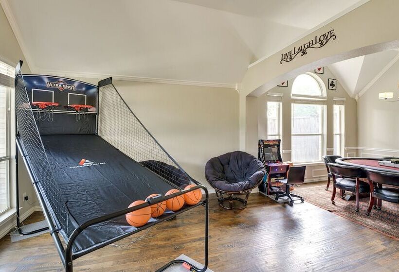 Spacious Flower Mound Home In Central Location!