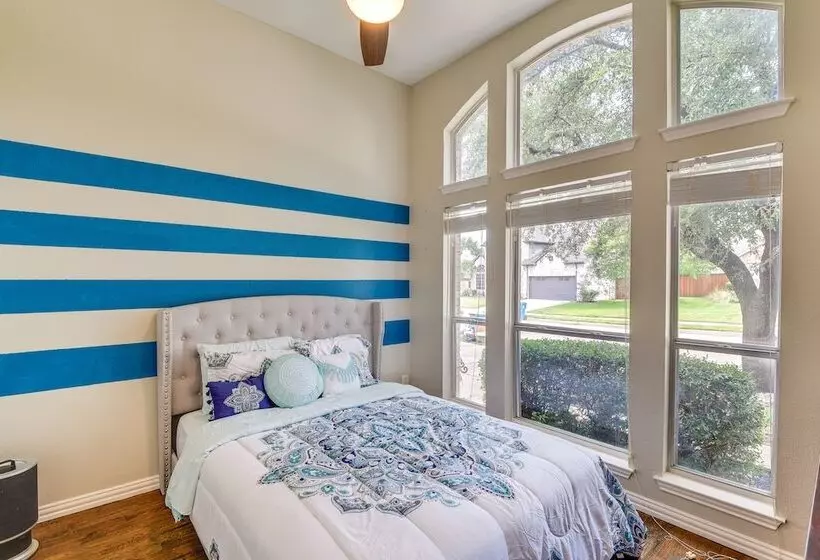 Spacious Flower Mound Home In Central Location!