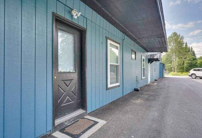 Spacious Old Forge Condo W/ Patio & Fire Pit!