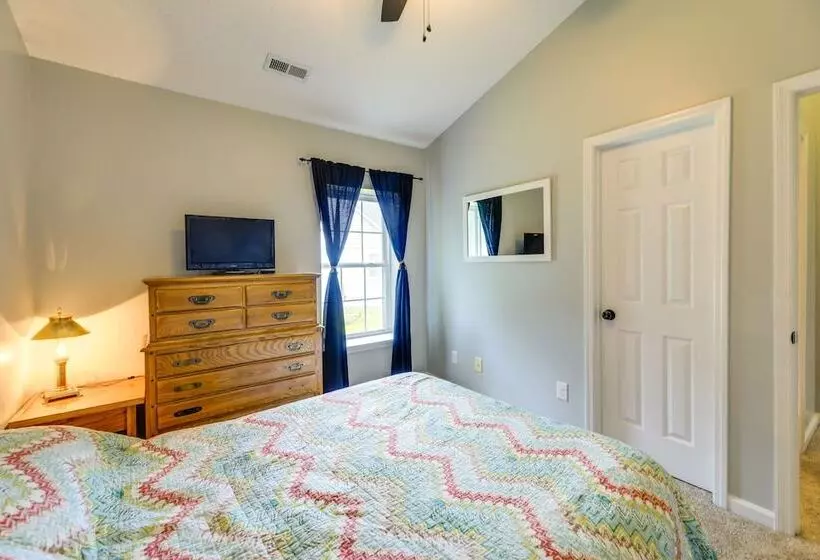 Swansboro Vacation Rental, 4 Mi To Hammocks Beach!