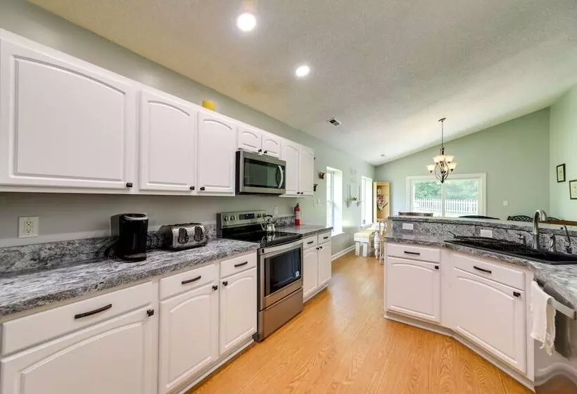 Swansboro Vacation Rental, 4 Mi To Hammocks Beach!