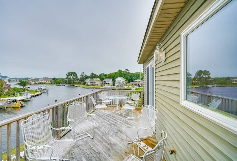Waterfront Outer Banks Home W/ Beach Access
