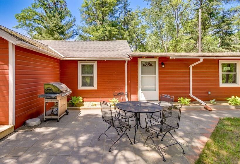 Waterfront Pequot Lakes Cabin: Fire Pit + Views!